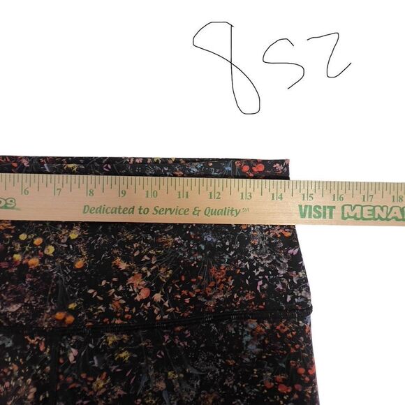 Lululemon Wunder Under Crop II (Special Edition) *Scallop 24" size 8 - Picture 6 of 16